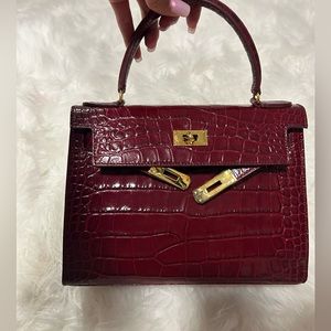 Teddy Blake croc embossed